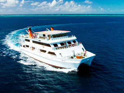 Discover our Australia liveaboard adventure opportunities